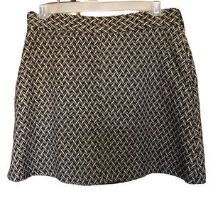 Forever 21 Black & White Herringbone Skirt w/Pockets Size M